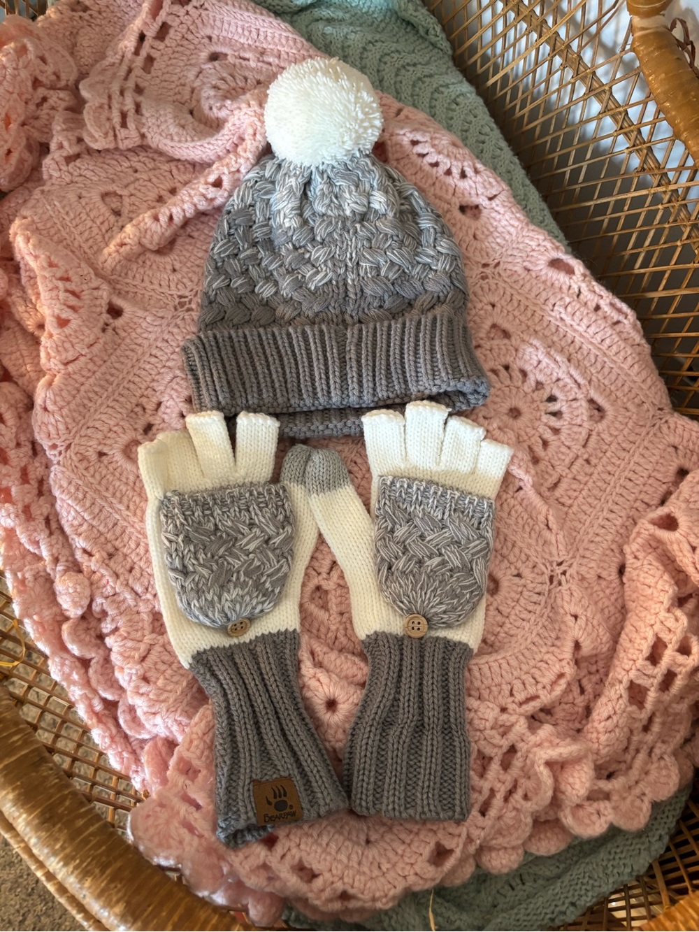 BearPaw Gray and White Knit Pom Beanie w/ Convertible Mittens/Fingerless Gloves